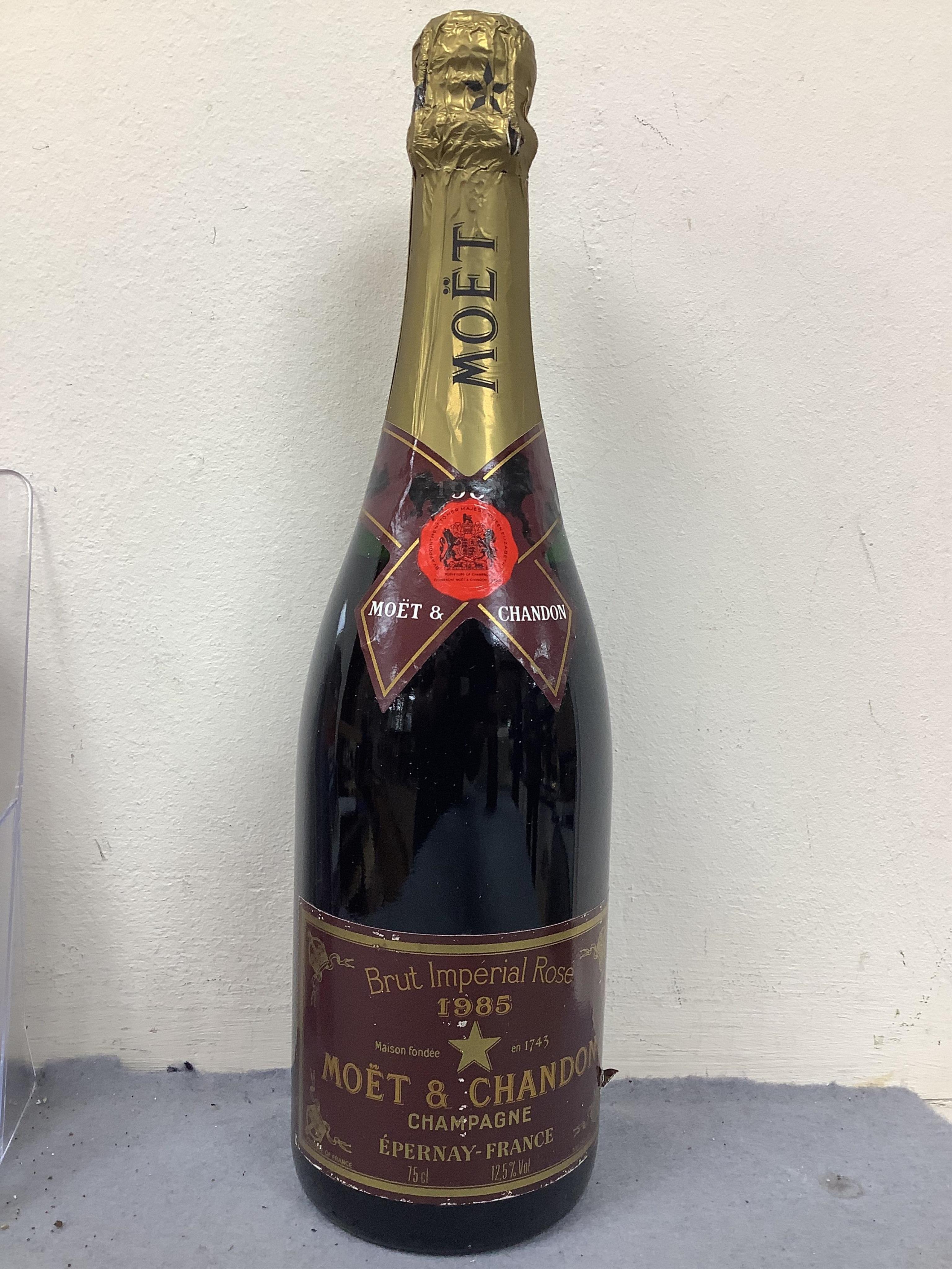 A boxed 1985 Moet Chandon Imperial Brut Rose, Two Guy Charbaut 2005 Champagnes, a bottle of Bouzy Rouge 1989 and a bottle of Mercier Rose (5). Condition - unknown storage